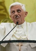 Name:  Pope-Benedict-XVI-Eye-Mouth-----36805.jpg
Views: 70
Size:  24.1 KB